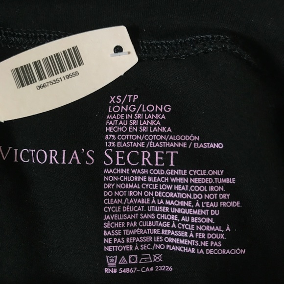 ⬇️VS Dark Fairaisle Long Yoga Shorts! - Picture 3 of 3